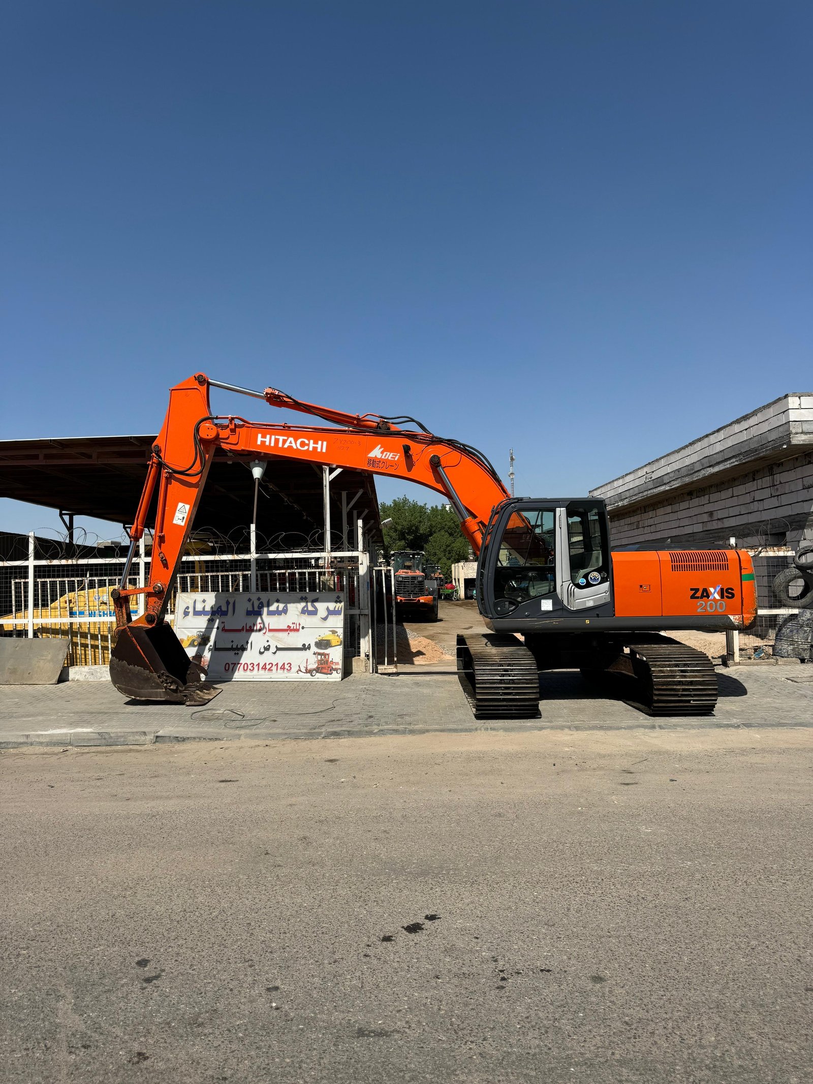 حفارة هيتاشي ZX200-3 2012