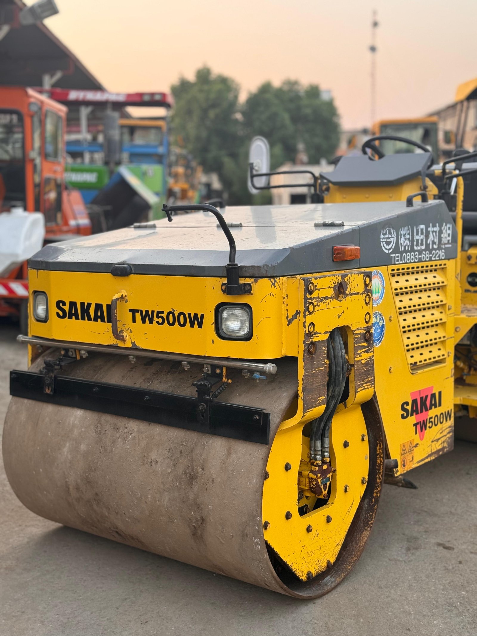 حادلة ساكاي ستيل تاير 3.5 طن 2011